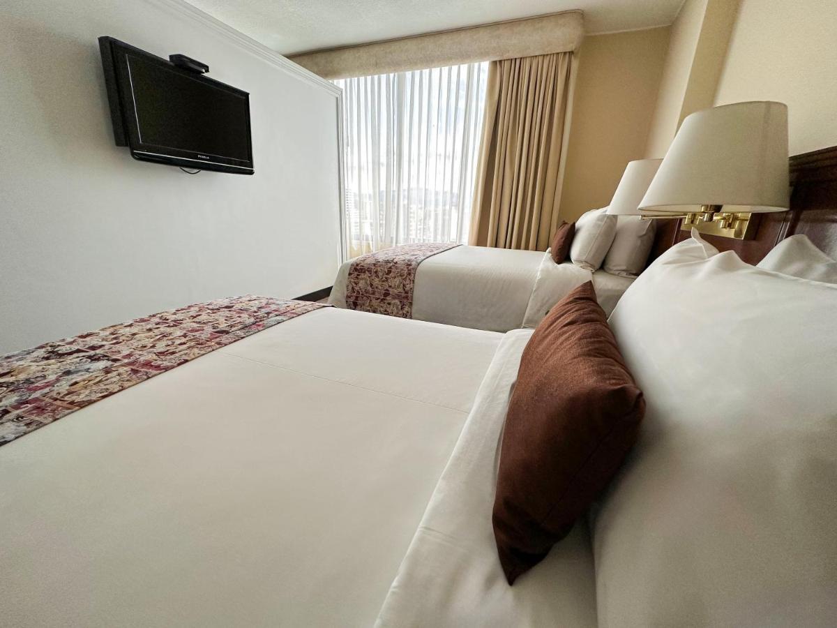 La Quinta By Wyndham Quito Otel Dış mekan fotoğraf