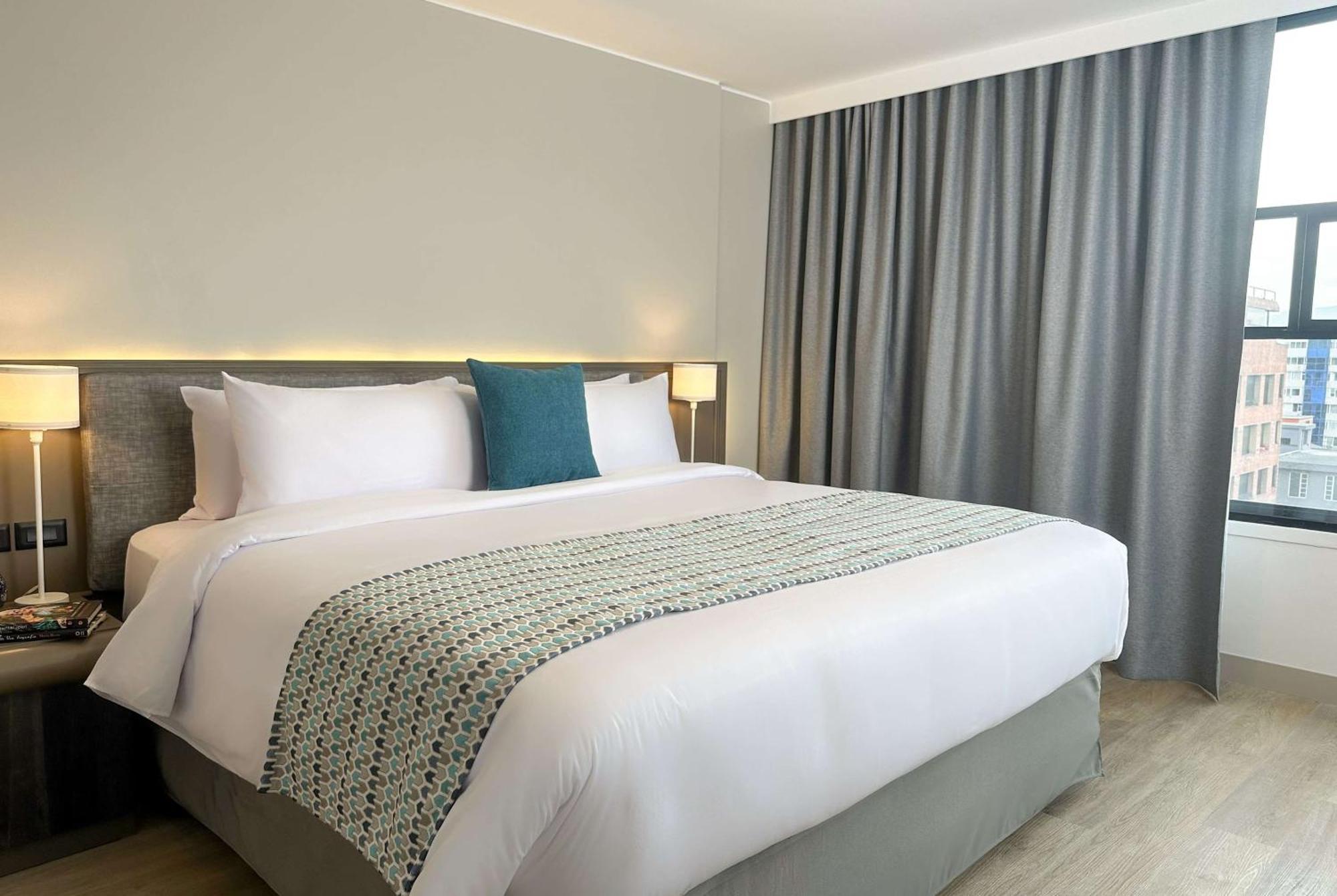 La Quinta By Wyndham Quito Otel Dış mekan fotoğraf