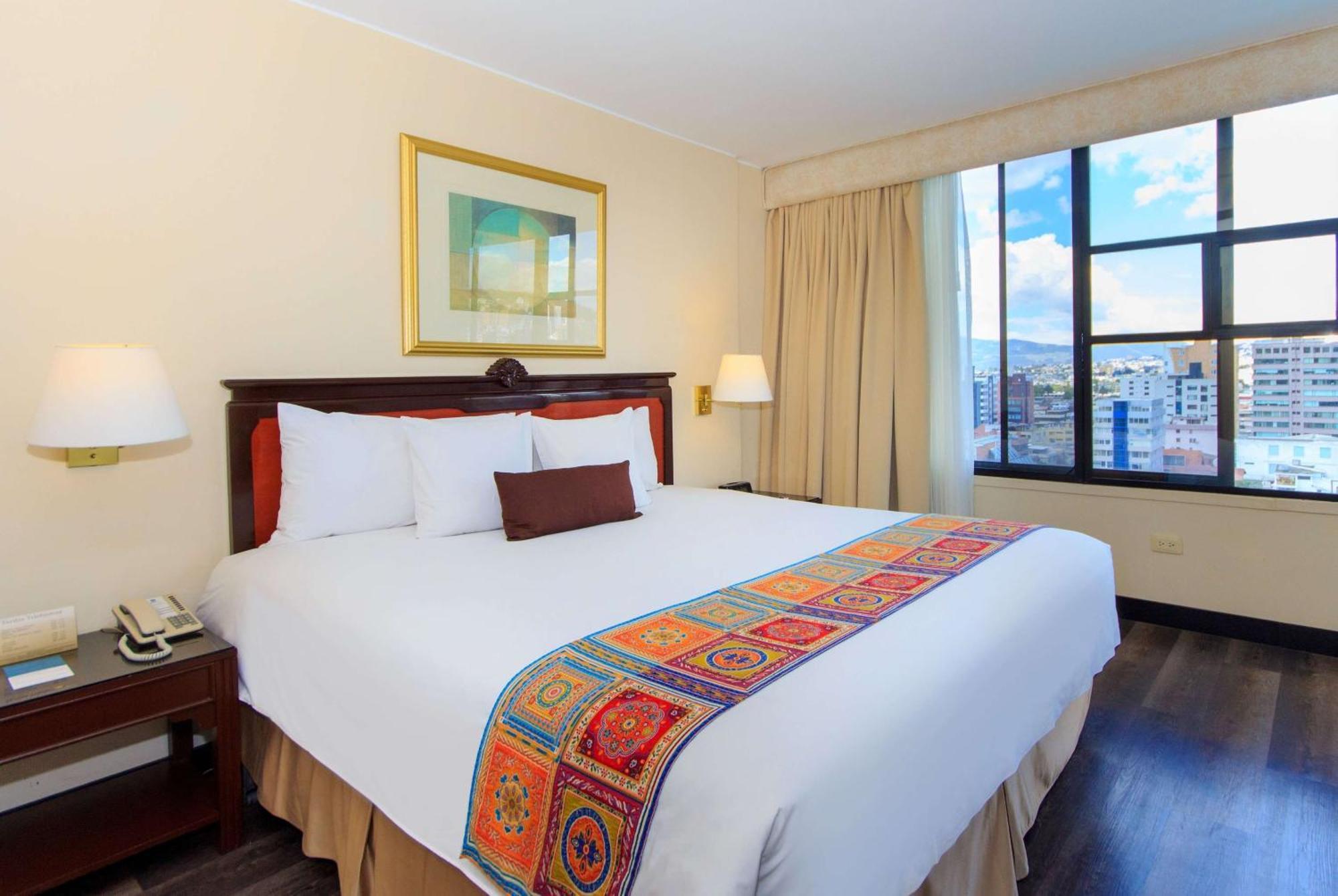 La Quinta By Wyndham Quito Otel Dış mekan fotoğraf