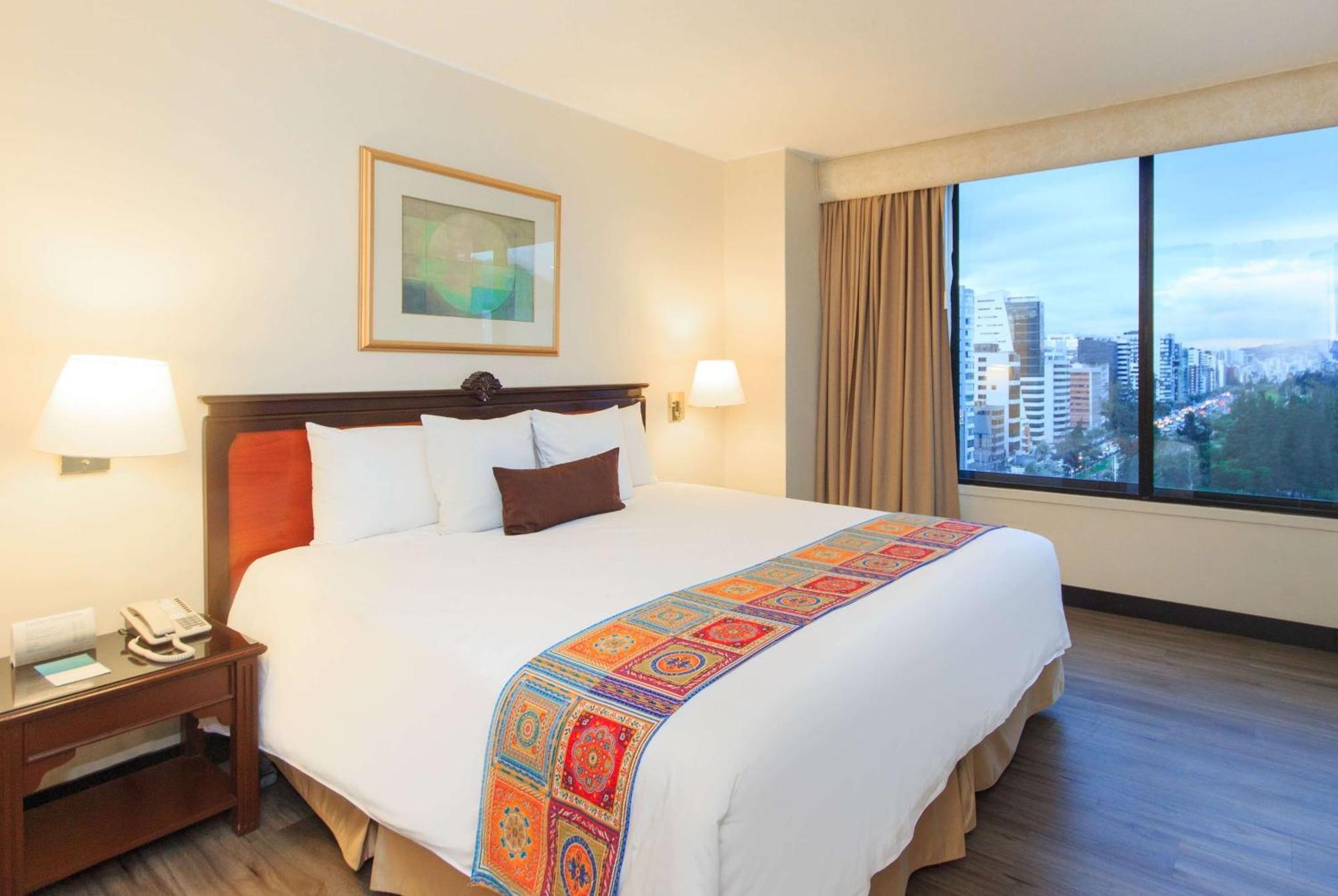 La Quinta By Wyndham Quito Otel Dış mekan fotoğraf