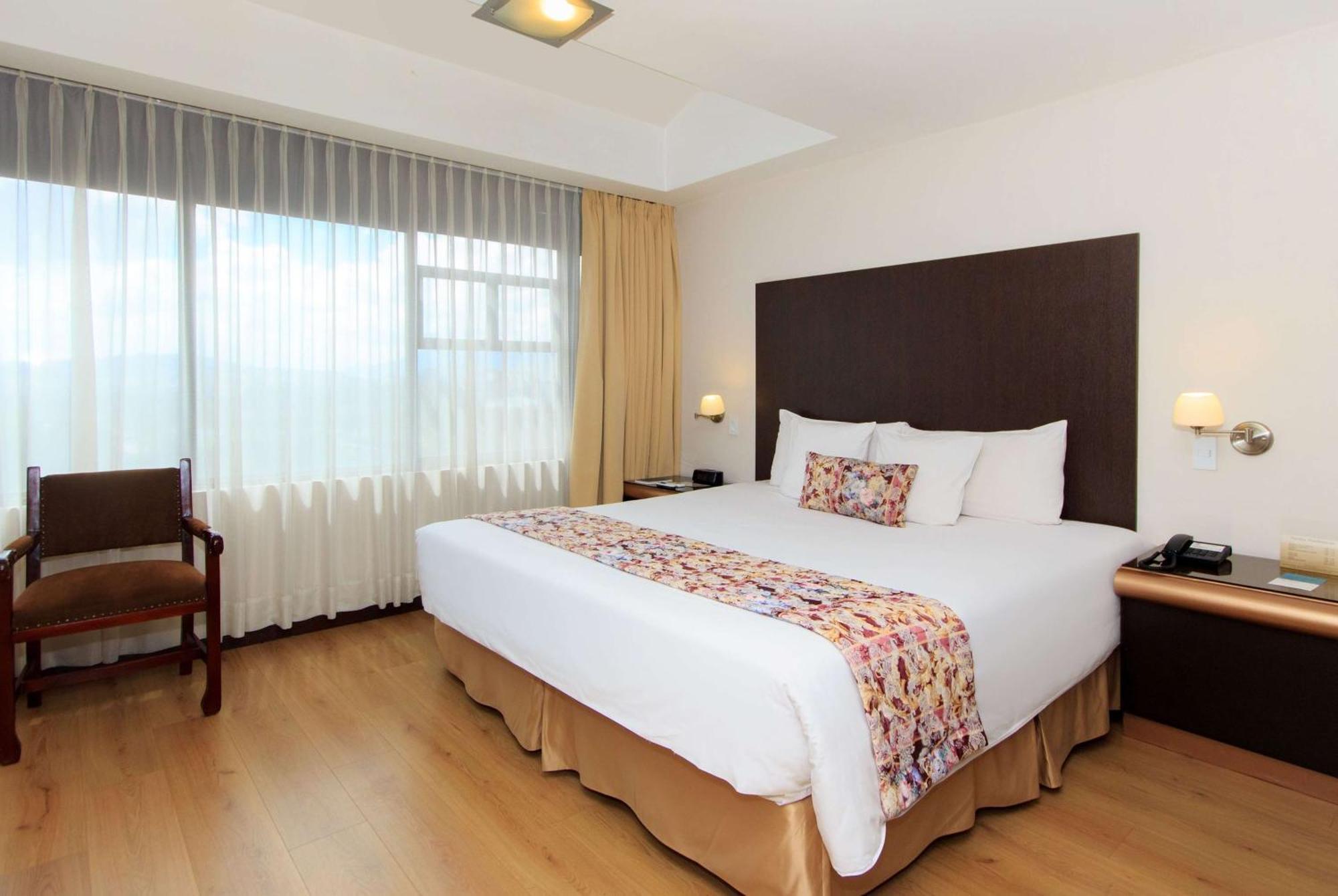 La Quinta By Wyndham Quito Otel Dış mekan fotoğraf